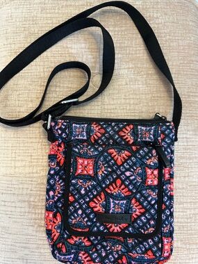 Vera Bradley Quilted Crossbody Bag in Navy with Coral Pattern